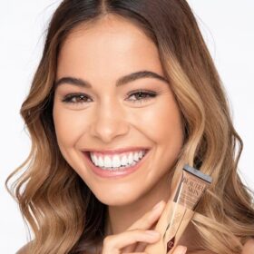 BEAUTIFUL SKIN FOUNDATION 7 COOL