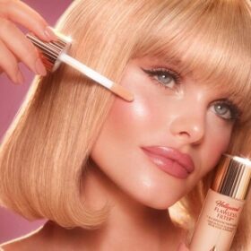 BEAUTY CHECK-IN KIT – MAKEUP-SÆT I REJSEFORMAT