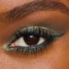 CHARLOTTES PALETTE MED SKØNHEDSFREMME ØJENTRENDS EMERALD EFFECT