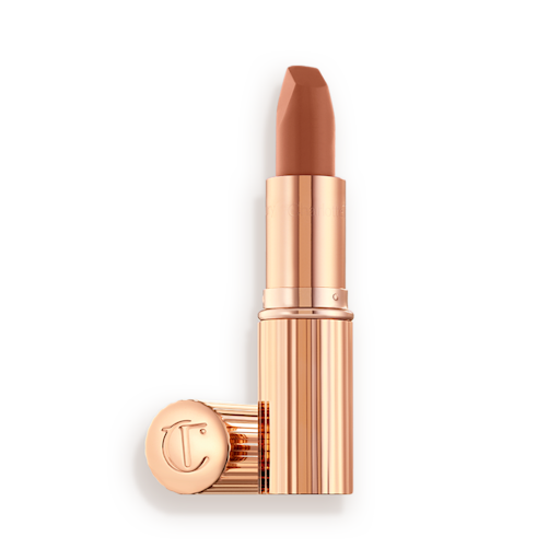THE SUPER NUDES MATTE REVOLUTION – CATWALKING