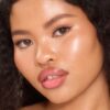 UNREAL SKIN SHEER GLOW TINT FUGTTILFØRENDE FOUNDATION-STICK 8 MEDIUM